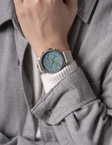 米白色太陽能手錶