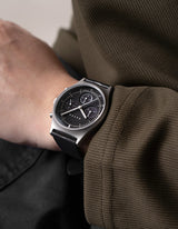 黑色太陽能手錶