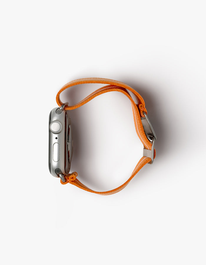 Apple Watch - 橘色傘帶